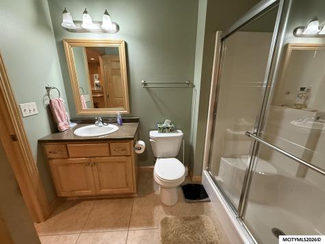 2175 Hunters Ridge Mason City IA 50401