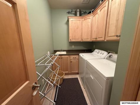 2175 Hunters Ridge Mason City IA 50401