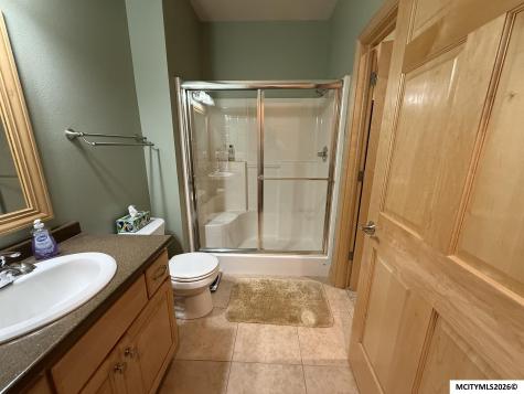 2175 Hunters Ridge Mason City IA 50401