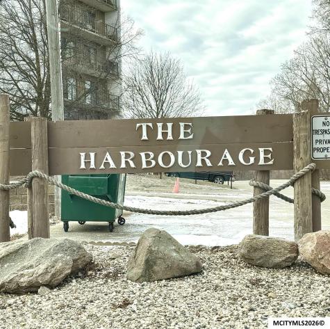2700 N Shore Drive #406 Clear Lake IA 50428