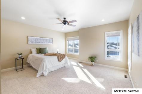 516 Lexington Drive Clear Lake IA 50428