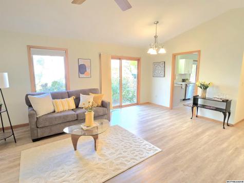 2107 Springview Drive Mason City IA 50401