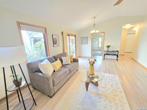 2107 Springview Drive Mason City IA 50401