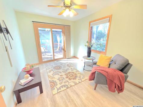 2107 Springview Drive Mason City IA 50401