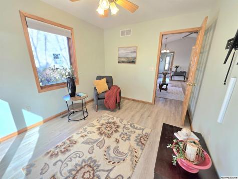 2107 Springview Drive Mason City IA 50401