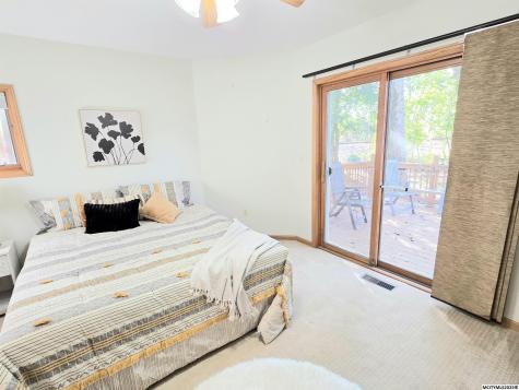 2107 Springview Drive Mason City IA 50401