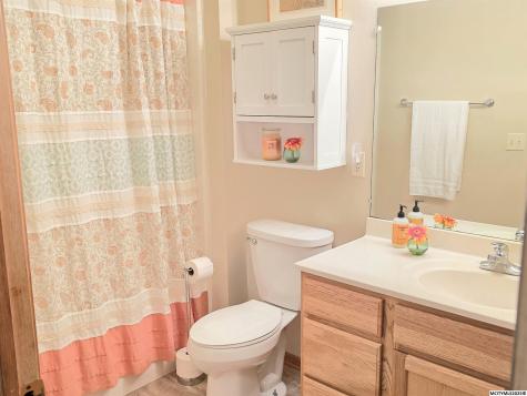 2107 Springview Drive Mason City IA 50401