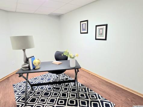 2107 Springview Drive Mason City IA 50401