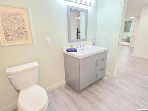 2107 Springview Drive Mason City IA 50401