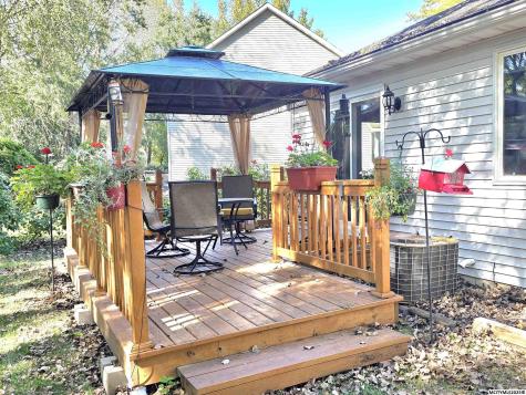 2107 Springview Drive Mason City IA 50401