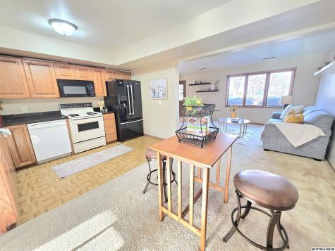 3431 Brandywine Road Mason City IA 50401