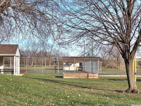 3431 Brandywine Road Mason City IA 50401