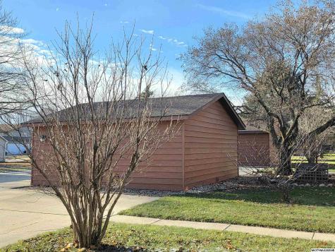 3431 Brandywine Road Mason City IA 50401