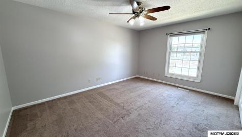 501 S Tennessee Place #C303 Mason City IA 50401