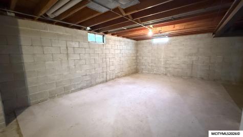 501 S Tennessee Place #C303 Mason City IA 50401