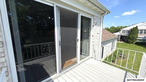 501 S Tennessee Place #C303 Mason City IA 50401