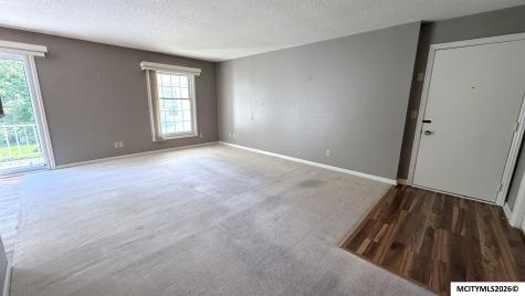 501 S Tennessee Place #C303 Mason City IA 50401