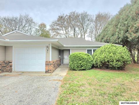 1230 Plymouth Road #6 Mason City IA 50401