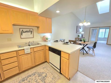 1230 Plymouth Road #6 Mason City IA 50401