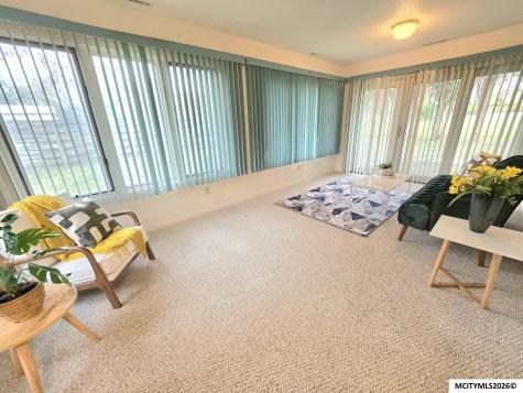 1230 Plymouth Road #6 Mason City IA 50401