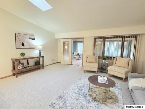 1230 Plymouth Road #6 Mason City IA 50401