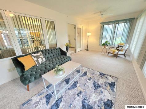 1230 Plymouth Road #6 Mason City IA 50401