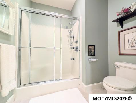2030 Hunters Ridge Drive Mason City IA 50401