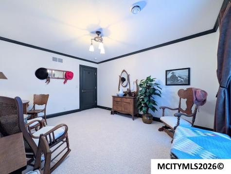 2030 Hunters Ridge Drive Mason City IA 50401