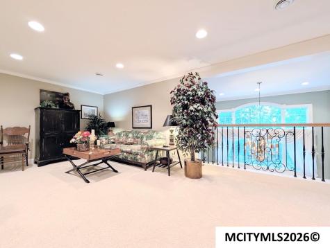 2030 Hunters Ridge Drive Mason City IA 50401
