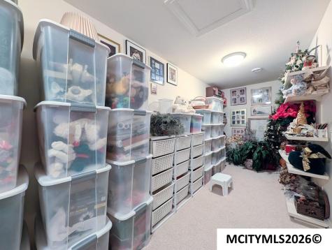 2030 Hunters Ridge Drive Mason City IA 50401