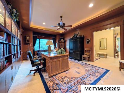 2030 Hunters Ridge Drive Mason City IA 50401