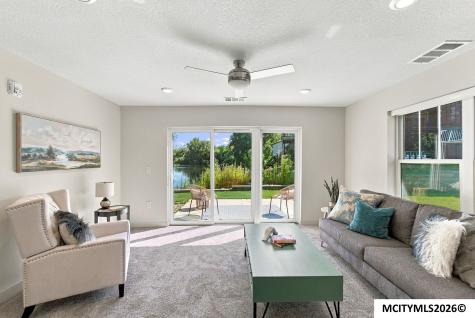 635 Briarstone Drive Mason City IA 50401