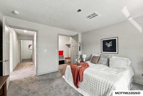 635 Briarstone Drive Mason City IA 50401