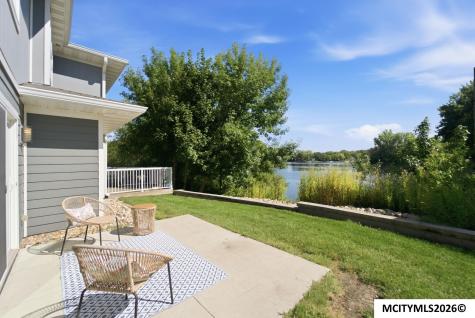635 Briarstone Drive Mason City IA 50401