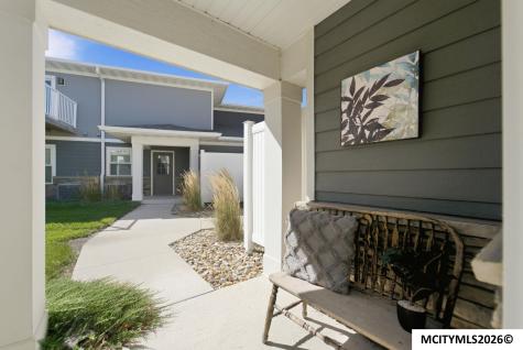 635 Briarstone Drive Mason City IA 50401