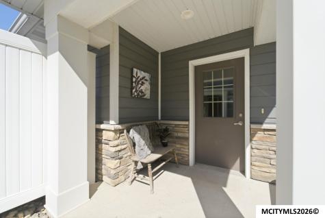 635 Briarstone Drive Mason City IA 50401