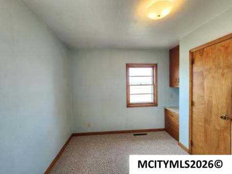 2388 Raven Avenue Sheffield IA 50475