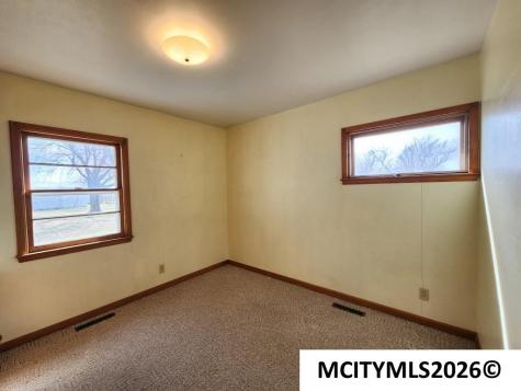 2388 Raven Avenue Sheffield IA 50475
