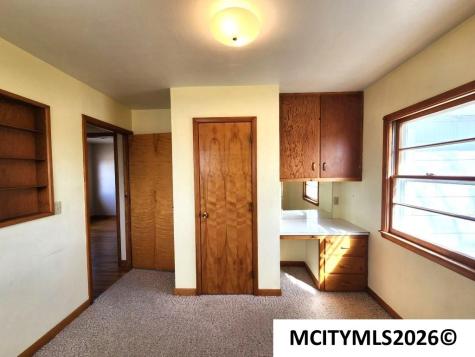 2388 Raven Avenue Sheffield IA 50475