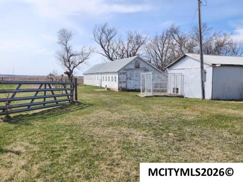 2388 Raven Avenue Sheffield IA 50475
