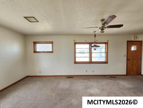 2388 Raven Avenue Sheffield IA 50475