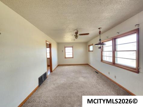 2388 Raven Avenue Sheffield IA 50475