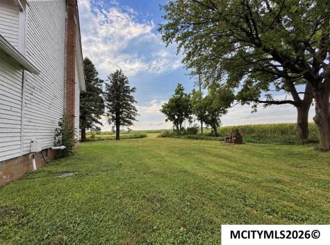 905 290th Street Britt IA 50423