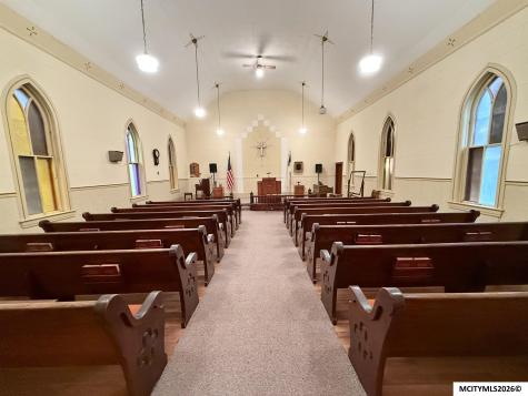 905 290th Street Britt IA 50423