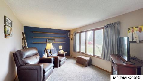10910 Ulmus Avenue Rockford IA 50468