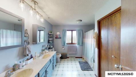 10910 Ulmus Avenue Rockford IA 50468