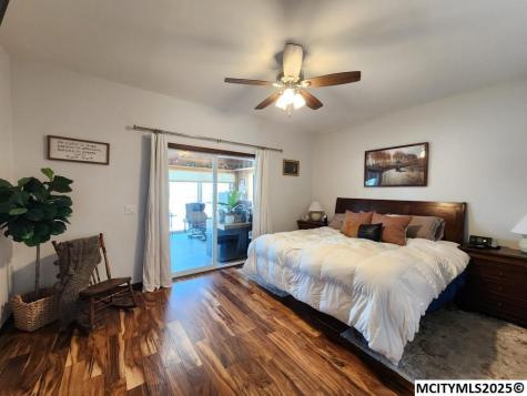 940 250th Street Sheffield IA 50475