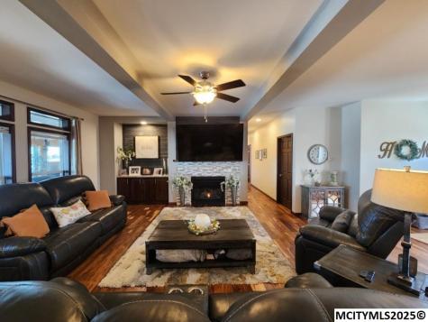 940 250th Street Sheffield IA 50475