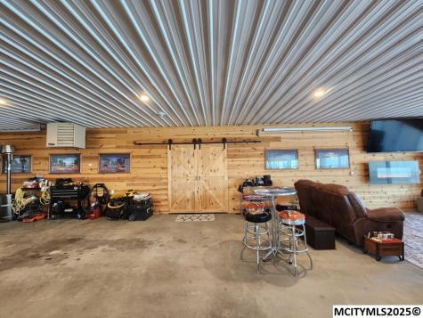 940 250th Street Sheffield IA 50475