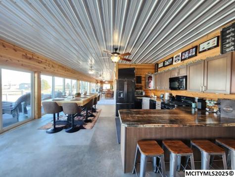 940 250th Street Sheffield IA 50475